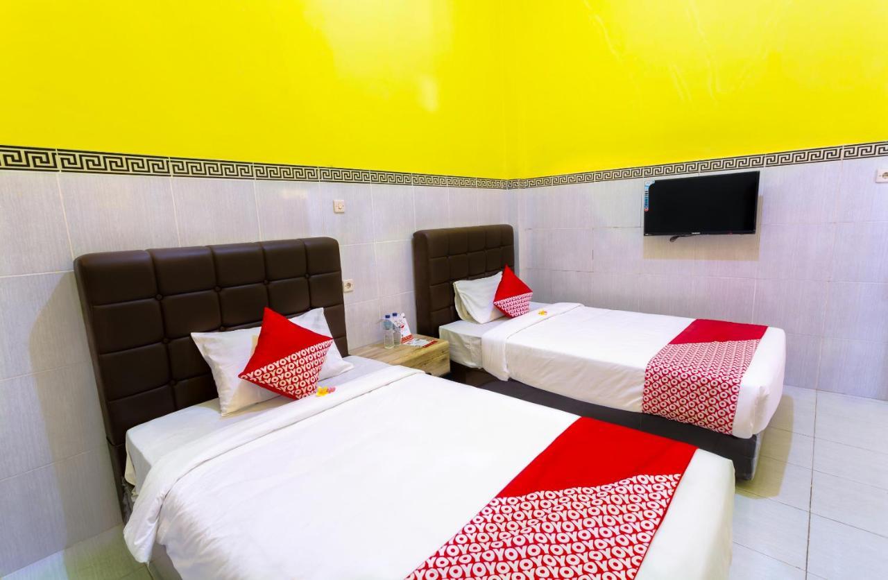 OYO 1427 Azzahra Guest House Mataram Exterior foto